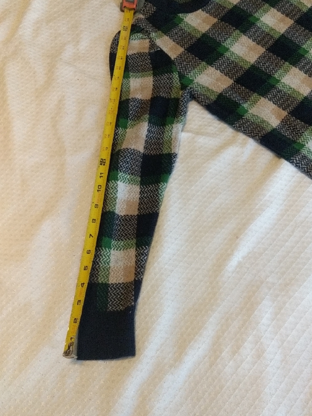 Ann Taylor Plaid Puff Sleeve Sweater Green Navy Knit XS Measurements - Picture 10 of 11